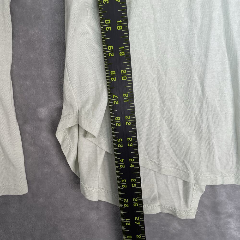 NEW Old Navy Top Womens Medium LS Tulip Back Blouse Long Sleeve Light Green $20 - Picture 4 of 8